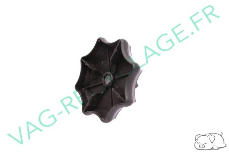 Fixation roue de secours 6Q0803899A pour Polo 4 et Fox - Image 1