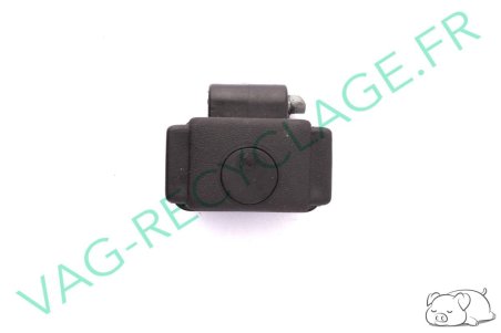 Serrure de boite à gants pour Golf 2 et Jetta 2 191857131 état moyen - Image 1