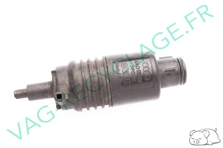 Pompe lave-glace 4A0955651 Audi 80 B4 Audi 100 C4 Audi A4 B4 Audi A6 C4 - Image 2