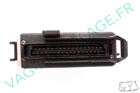 Calculateur moteur Bosch 0261200253 030906026A Polo 2 1.0 45cv AAU - Image 2