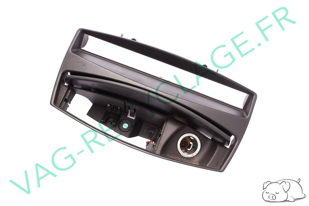 Panneau De Garniture Console Centrale Arrière Gauche Pour BMW E63 E64 - Noir, Référence 7072741 - Occasion