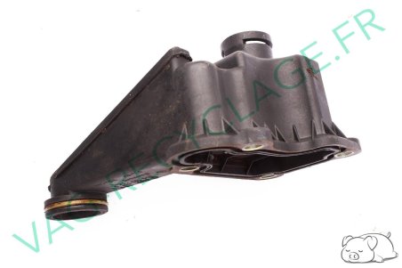 Séparateur reniflard huile sur bloc moteur 048103772B Golf 3 - Image 2