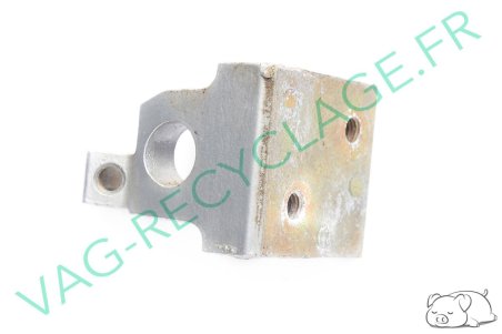 Base charnière supérieure de porte arrière gauche Audi A4 B5 8D0833401 - Image 3