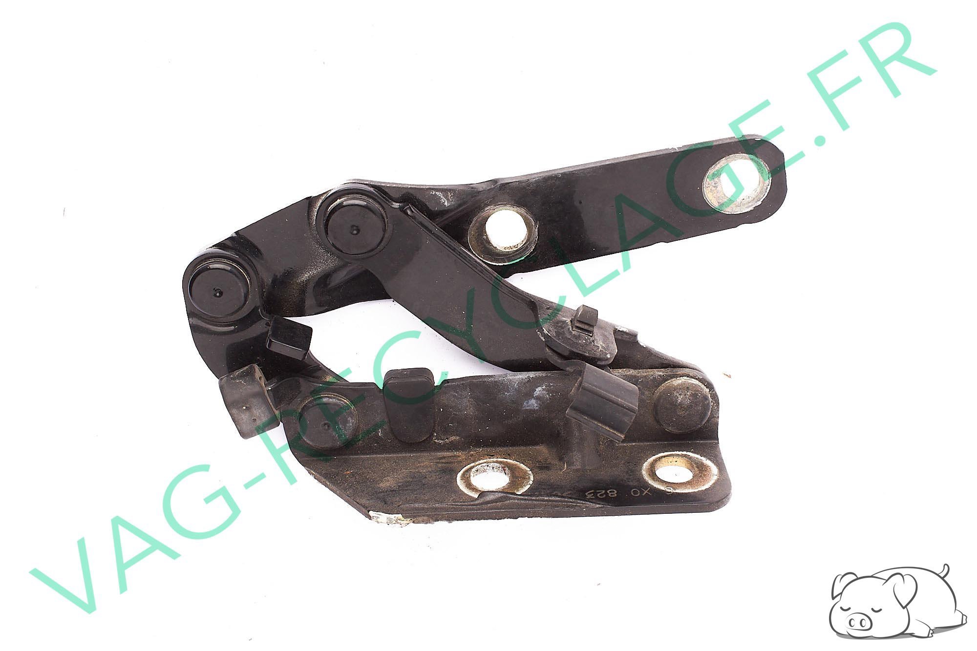 Charnière gauche capot moteur 6X0823301A Lupo Noir - Image 1