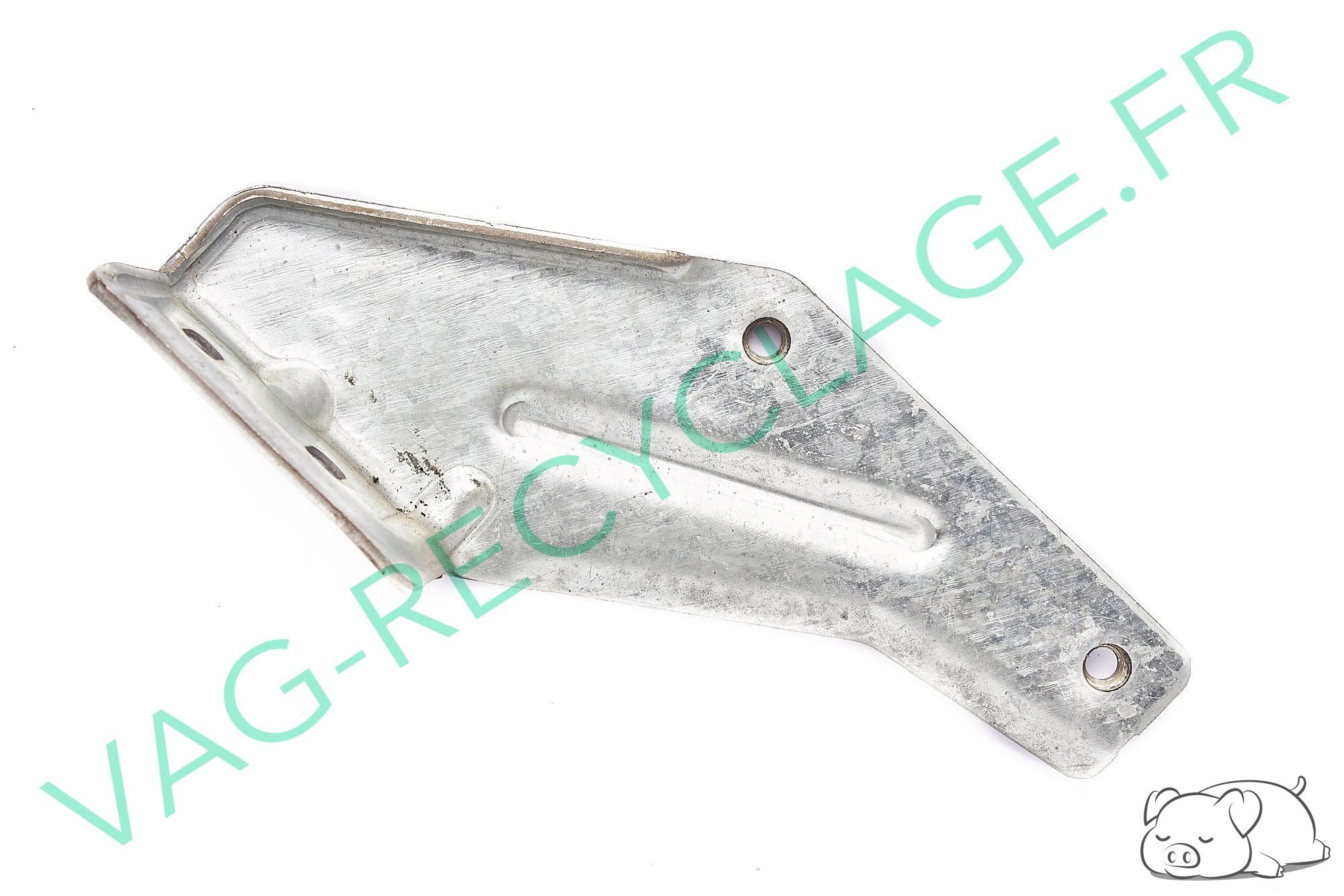 Patte gauche support airbag passager 8D0880303C pour Audi A4 B5 - Image 1