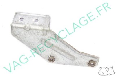 Patte gauche support airbag passager 8D0880303C pour Audi A4 B5 - Image 1