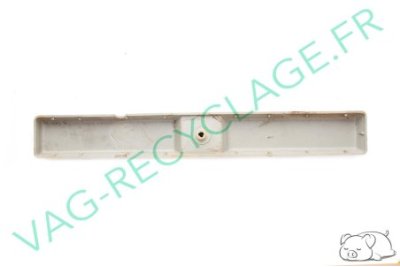 Cache platine feu arrière Hella 531945257 pour Scirocco 1 1974-1981 - Image 3