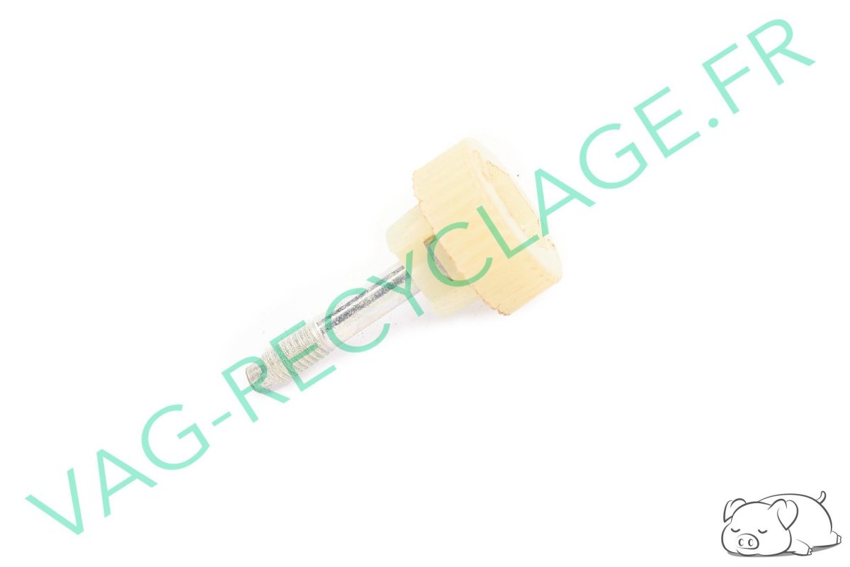 Vis cache et platine feu arrière 531945297 Golf 1 Golf 1 Cab Jetta 1 Scirocco 1 - Image 1