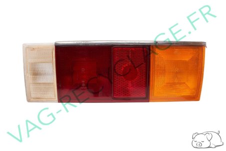 Feu arrière droit Hella 531945096A pour Scirocco 1 1974-1981 Moyen - Image 1