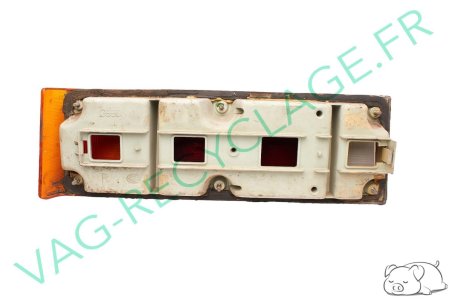 Feu arrière droit Hella 531945096A pour Scirocco 1 1974-1981 sans liseré chromé - Image 2