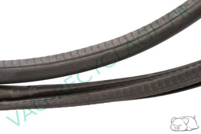 Joint de porte arrière gauche ou droit 1T0867913H pour Touran - Image 3