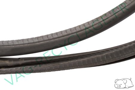 Joint de porte arrière gauche ou droit 1T0867913H pour Touran - Image 3