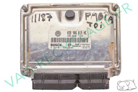 Calculateur moteur ecu Bosch 0281011824 038906019NE Fabia Seat Ibiza TDI 100 ATD - Image 1