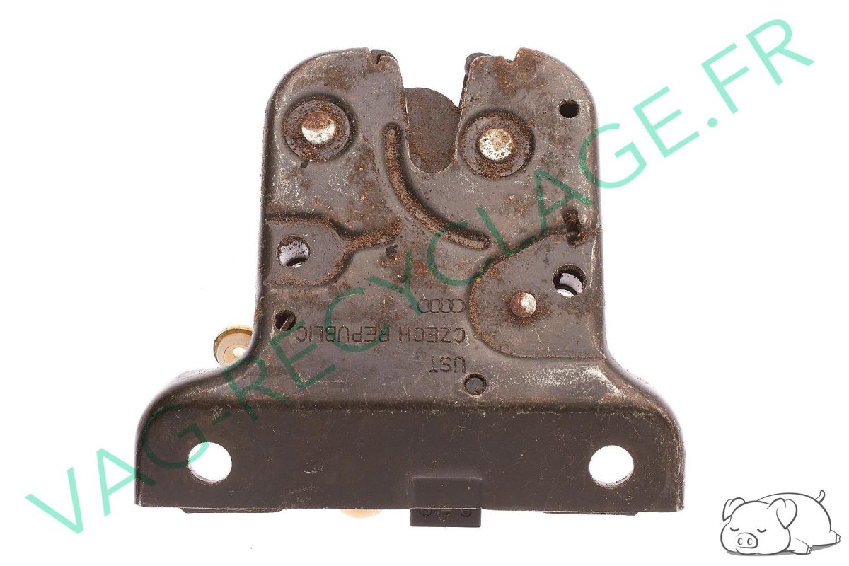 Serrure de coffre 8L0827505M pour Audi A3 8L