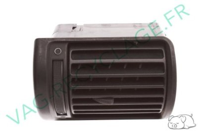 Grille ventilation gauche 8D1820901 pour Audi A4 B5 - Image 1