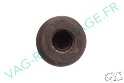 Silent bloc caoutchouc support moteur avant 811199339B Passat 1 B1 Passat 2 B2 - Image 3