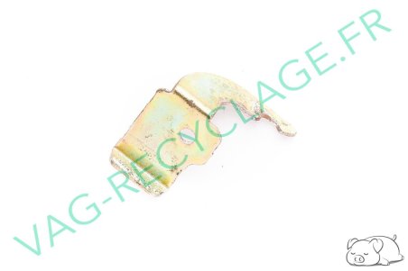 Equerre droite fixation dossier banquette arrière 8D0886708B Audi A4 B5 RS4 - Image 2