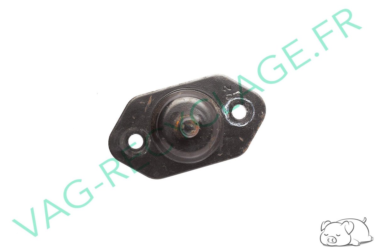 Patte fixation dossier banquette arrière 8D0886817 Audi A4 B5 - Image 1