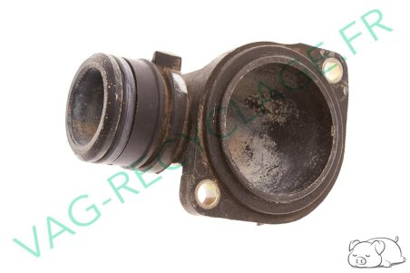 Raccord pompe à eau 037121121A Golf 3 Polo 3 Sharan Passat 4 Golf 4 Cab Vento - Image 3