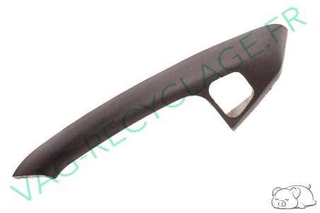 Cache poignée porte intérieure arrière droite 1H4867198 Golf 3 et Vento - Image 2