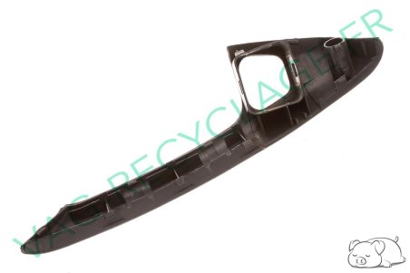 Cache poignée porte intérieure arrière droite 1H4867198 Golf 3 et Vento - Image 3