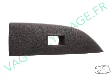 Cache bouton vitre électrique avant droit 6Y1867228 Skoda Fabia - Image 1