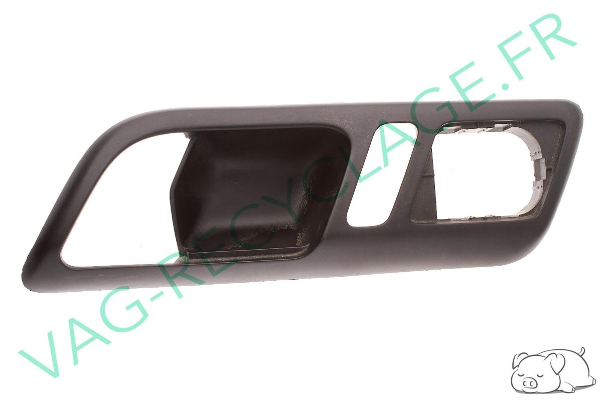 Cache poignée porte gauche 6Q1837247G pour Polo 4 9N 9N3 - Image 1
