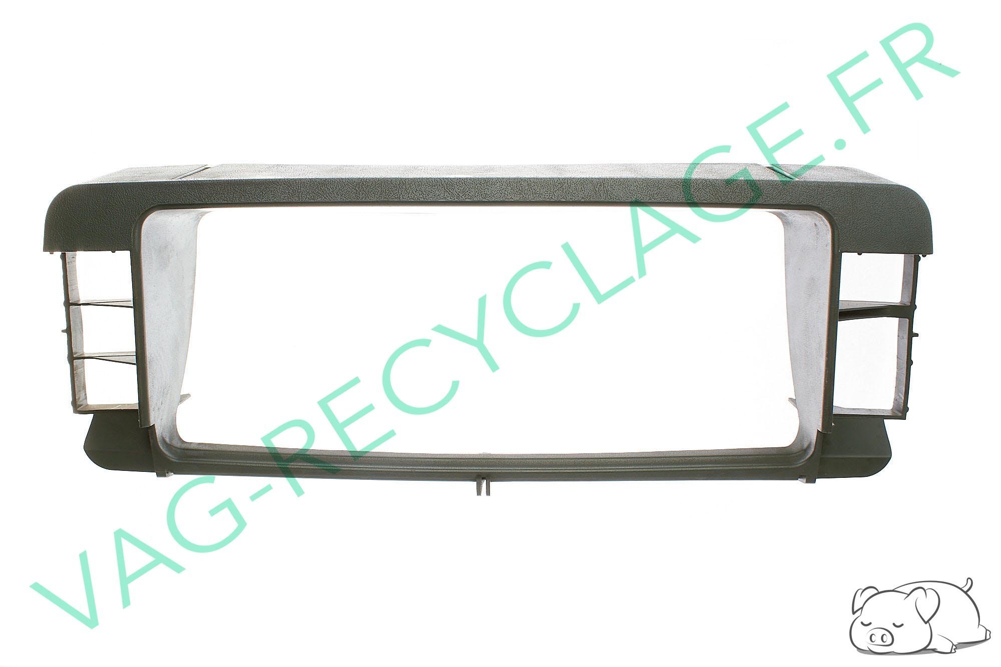 Cache compteur 811919053 pour Audi 80 B2 et Audi Coupé GT (Vert) - Image 1
