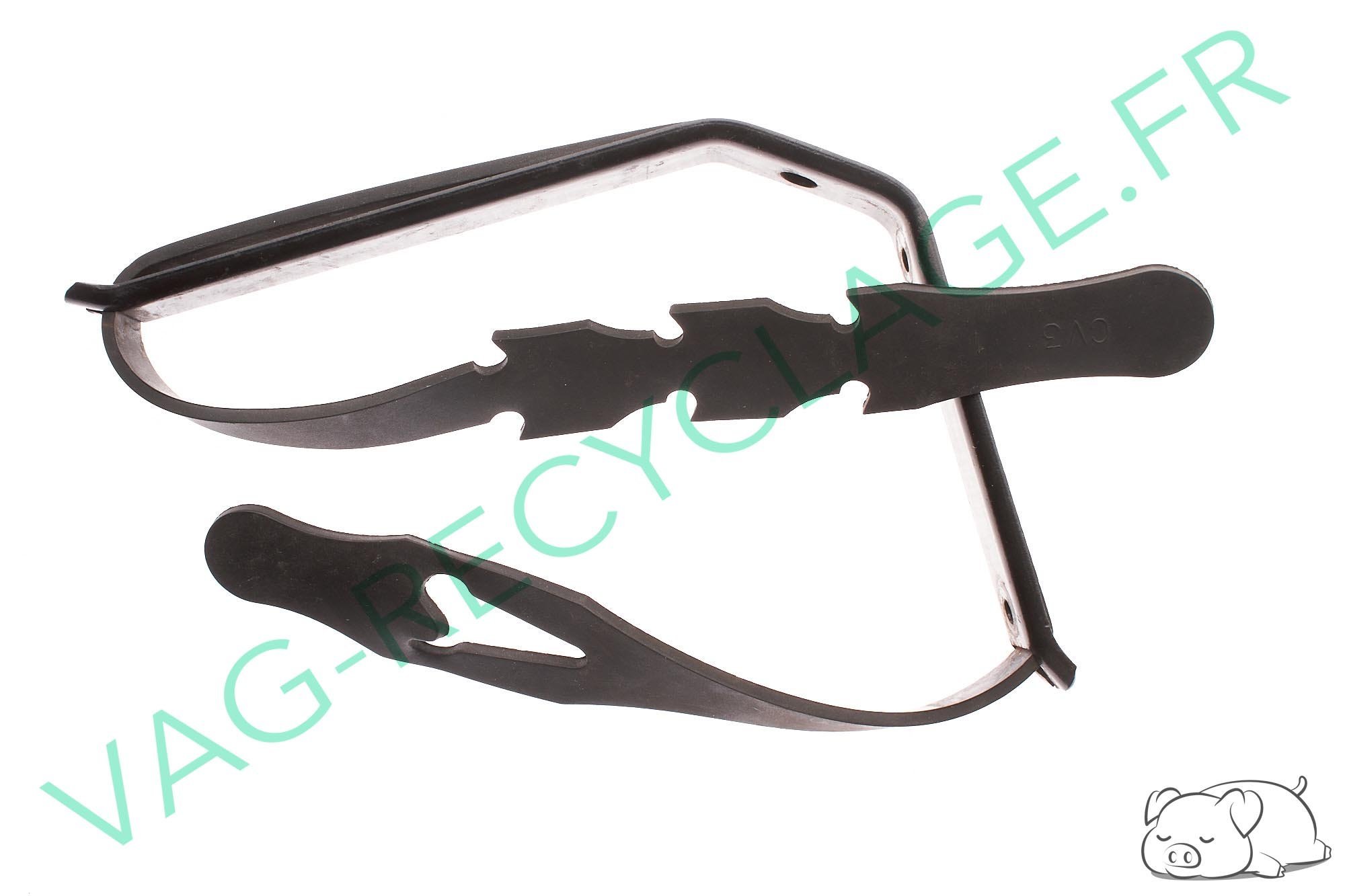 Sangle et support triangle et boite pansements 1J6860273 1J6860269 Golf 4 Bora - Image 1