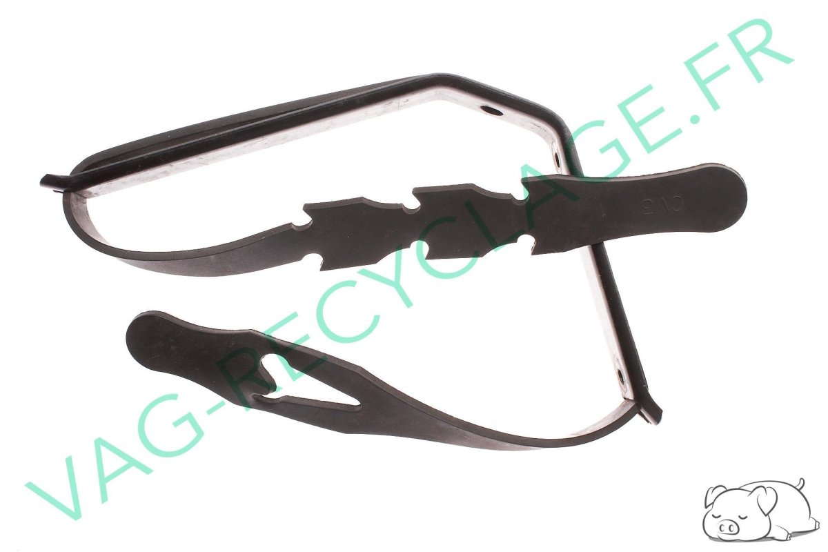 Sangle et support triangle et boite pansements 1J6860273 1J6860269 Golf 4 Bora - Image 1