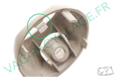 Cache sangle de maintient 1C0857958 pour New Beetle - Image 3