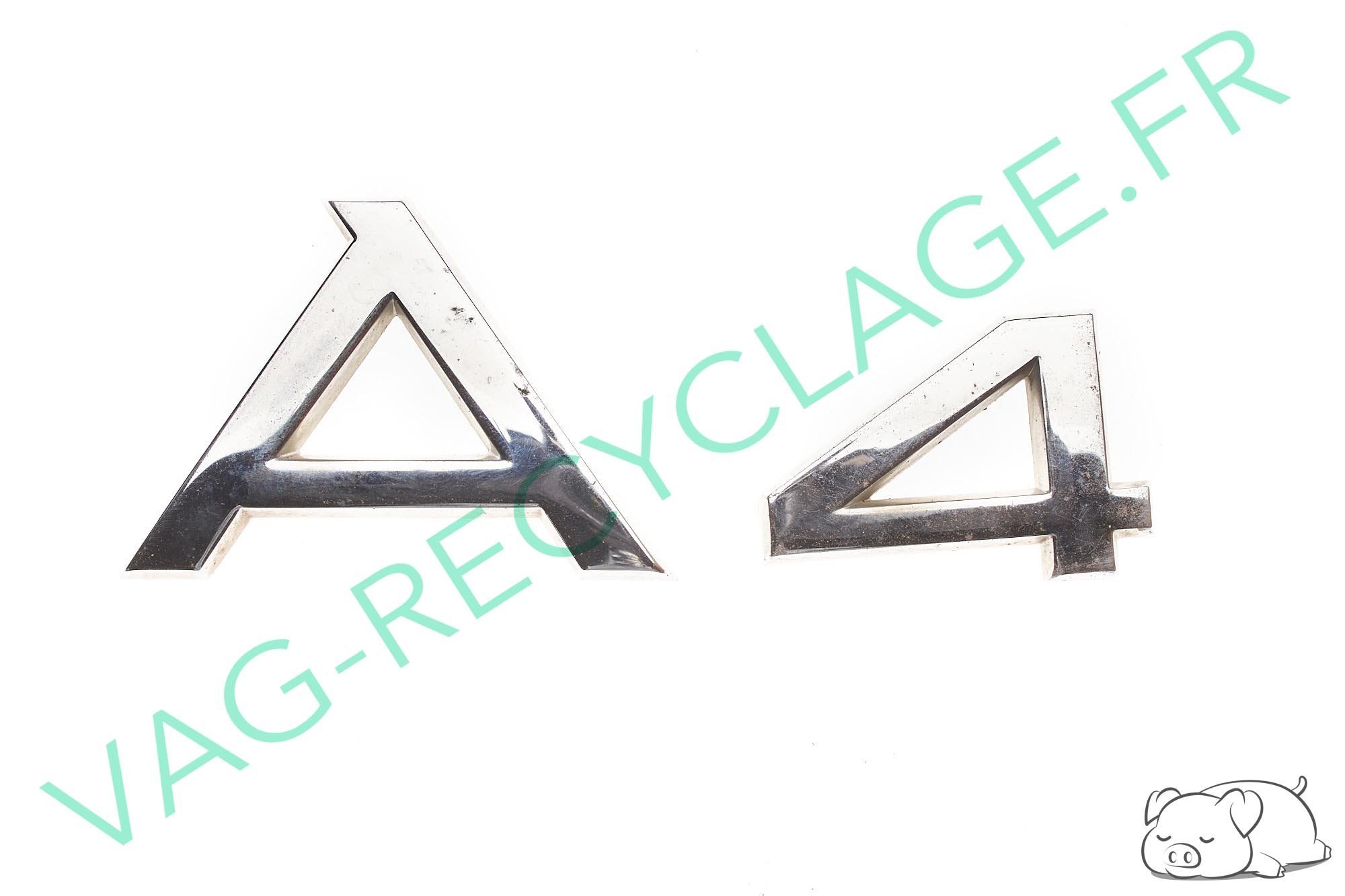 Monogramme "A4" 8Z0853741 8E5853741 pour Audi A4 B6 2000 à 2004 - Image 1