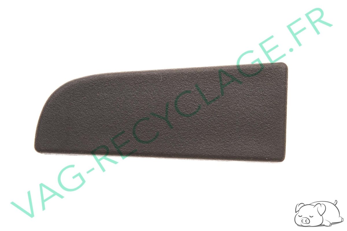 Cache gauche sur console centrale 6N0863497 Polo 3 Phase 2 6N2 et Lupo - Image 1