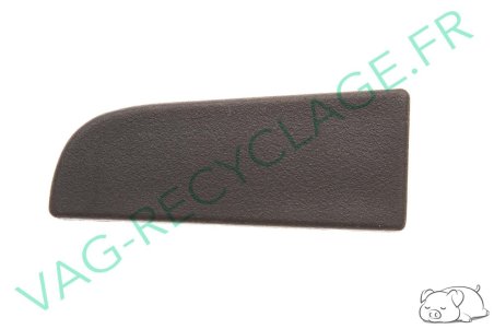 Cache gauche sur console centrale 6N0863497 Polo 3 Phase 2 6N2 et Lupo - Image 1