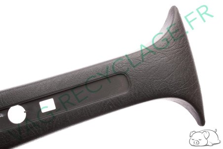 Cache montant portes 193867281A milieu haut coté gauche Golf 2 et Jetta 2 - Image 3