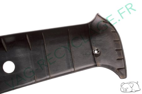 Cache montant portes 191867286C milieu haut coté droit Golf 2 (2 portes) - Image 5