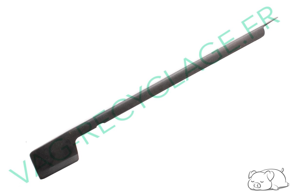 Cache glissière de siège avant coté passager Golf 3 Corrado 357881088 (moyen) - Image 1