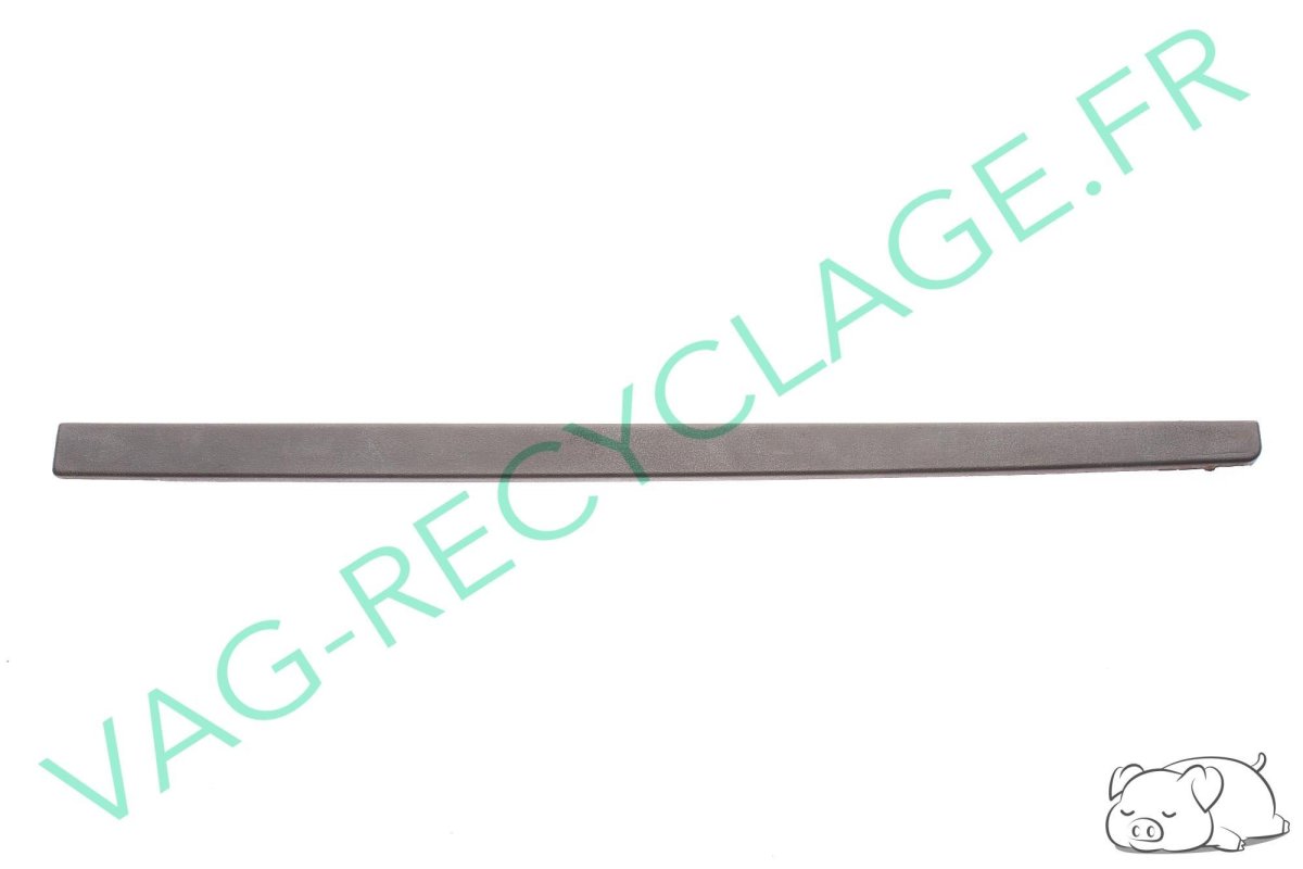 Cache inférieur droit guide toit ouvrant 8D0877794 pour Audi A3 8L Audi A4 B5 - Image 1