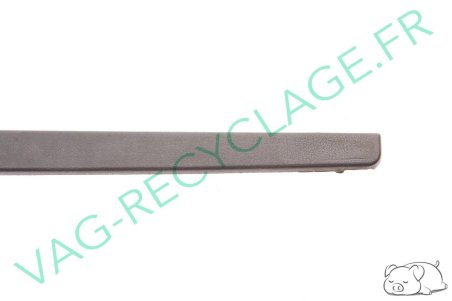 Cache inférieur droit guide toit ouvrant 8D0877794 pour Audi A3 8L Audi A4 B5 - Image 2