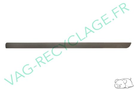 Cache droit tableau de bord 1K1858529 noir/argent look filet Golf 5 Scirocco - Image 1