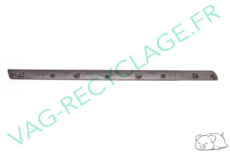 Cache droit tableau de bord 1K1858529 noir/argent look filet Golf 5 Scirocco - Image 2