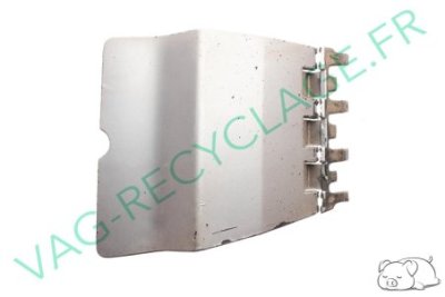 Cache pare-choc arrière 165807441 pour Jetta 2 - Image 1