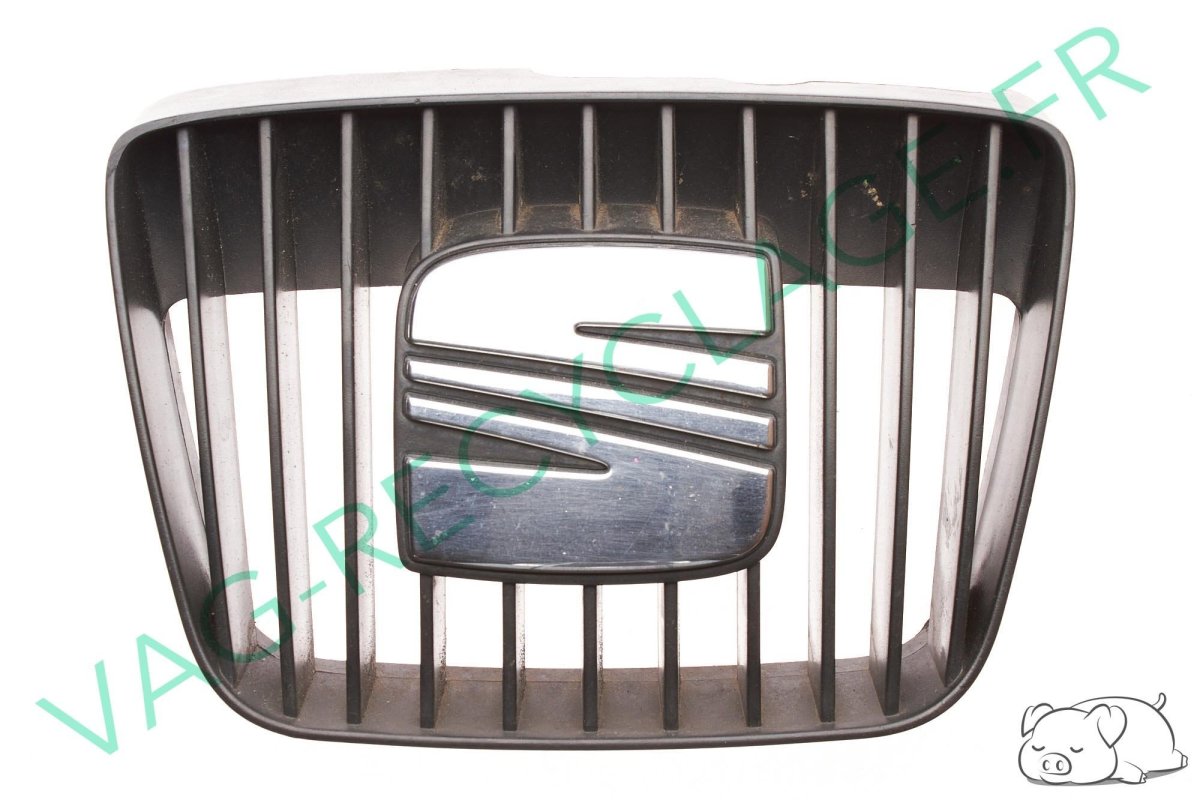 Calandre 6K0853654D pour Seat Cordoba et Seat Ibiza 2 de 1999 à 2002 - Image 1