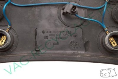 Cache klaxon centre volant 893951525A Audi 80 B3 B4 Audi 100 C3 Audi 80 Coupé - Image 3