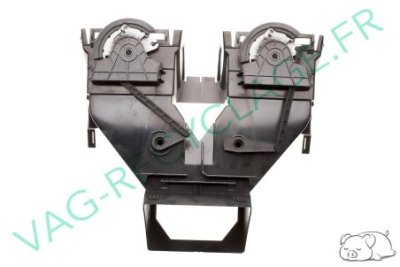 Grille de ventilation centrale 1K0819735C 1K0819728F pour Jetta 5 et Golf 5 - Image 1