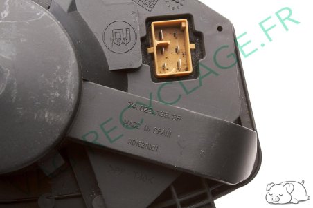Moteur de ventilation 8D1820021 pour Audi A4 B5 et Audi RS4 B5 - Image 4