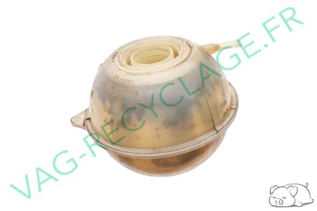 Vase d'expansion liquide de refroidissement 357121407B pour Jetta 2 et Golf 2 - Image 1
