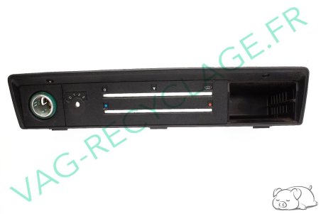 Cache commande ventilation Polo 2 867867253A - Image 1