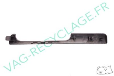 Cache tableau de bord coté conducteur 1K1858419 Golf 5 Eos Jetta 5 Scirocco 3 - Image 1