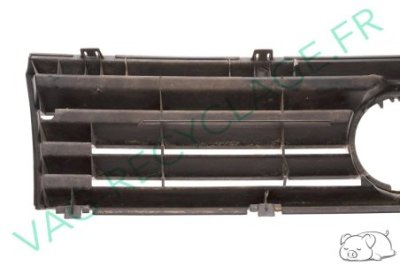 Calandre 867853653G pour Volkswagen Polo 2 Phase 2 2F 1990 à 1994 - Image 3